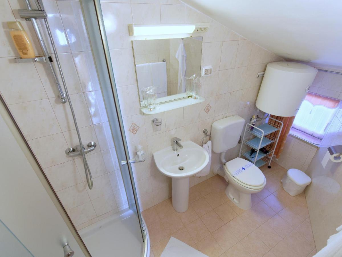 Holiday Home Nevenka Buje Dış mekan fotoğraf